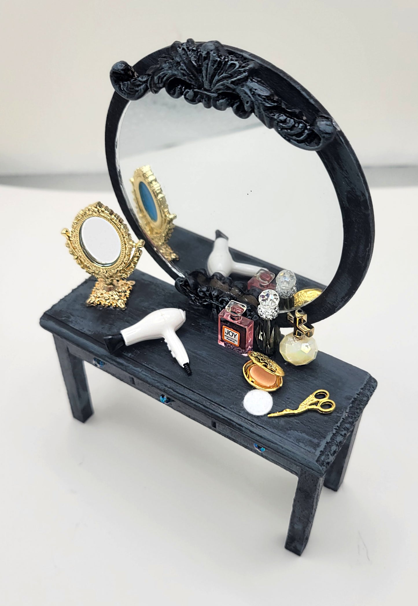 Goth dollhouse vanity table 1:12 scale