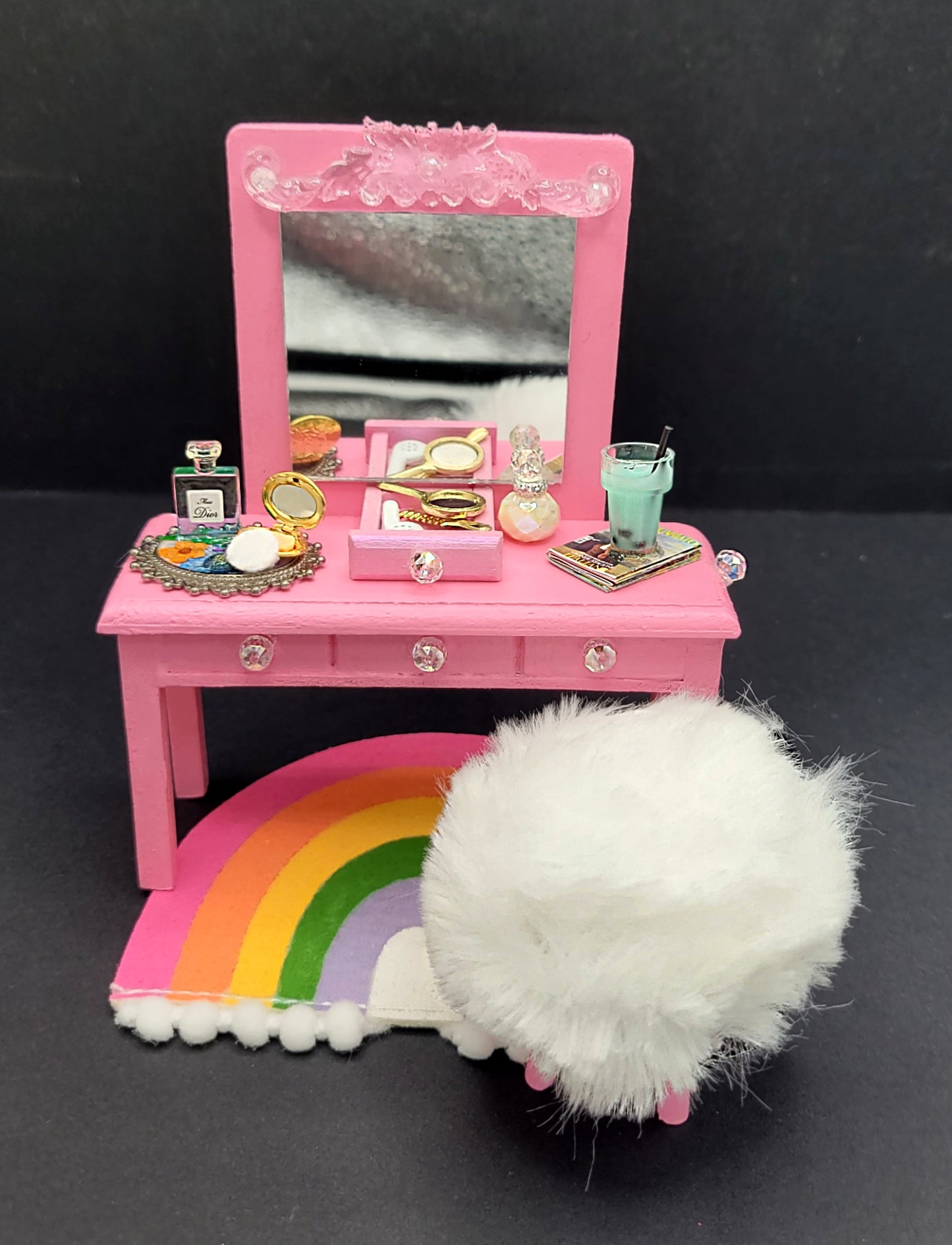 Dollhouse 1:12 scale vanity makeup table